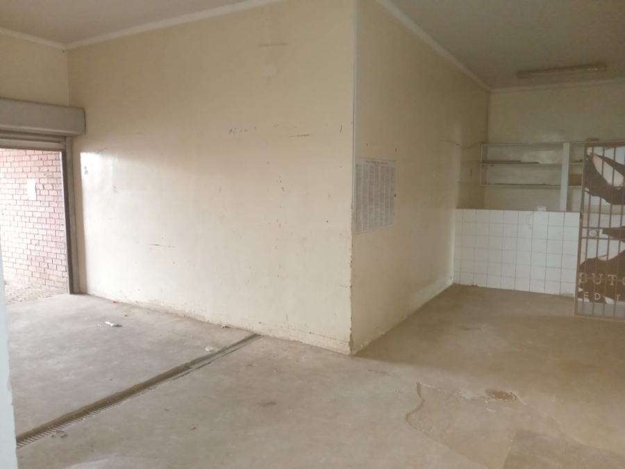 To Let Commercial Property for Rent in Hamilton Free State